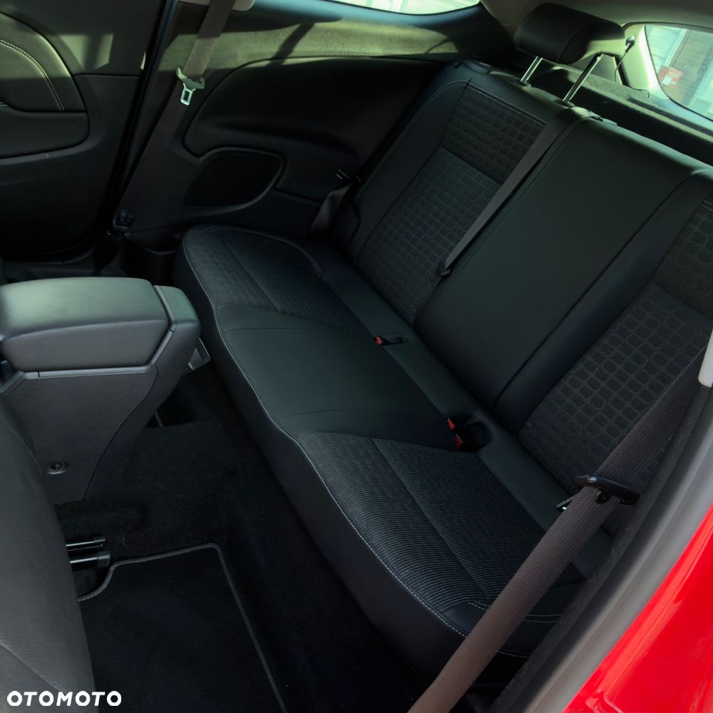 Opel Astra 2.0 CDTI Enjoy S&S - 12