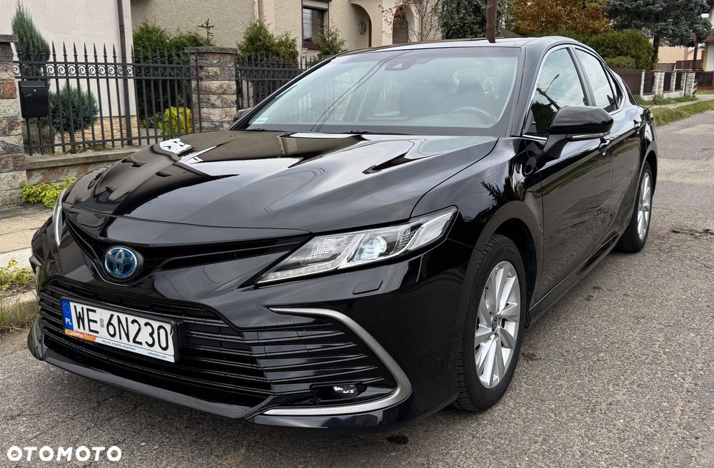Toyota Camry 2.5 Hybrid Comfort CVT - 2
