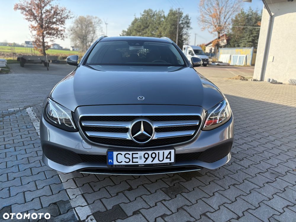 Mercedes-Benz Klasa E 200 d T 9G-TRONIC Avantgarde - 2