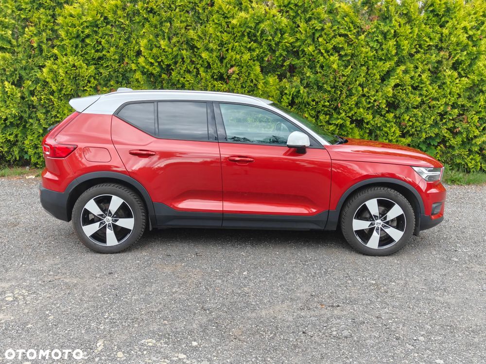 Volvo XC 40 T4 AWD Geartronic Momentum Pro - 8