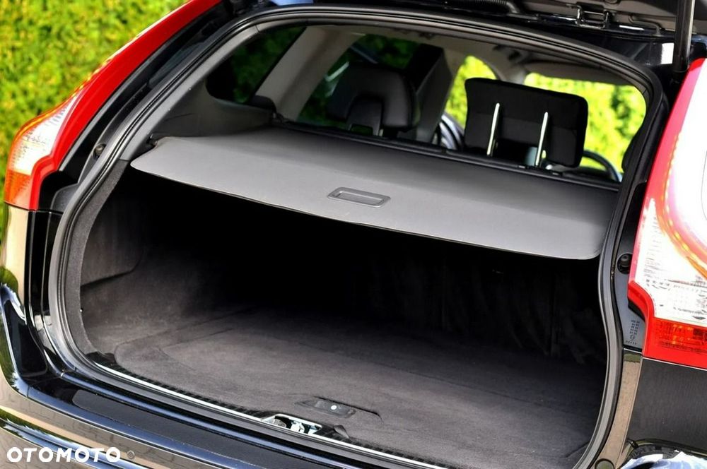 Volvo XC 60 D4 Summum - 11