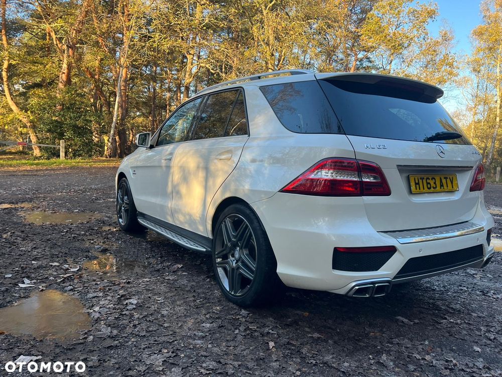 Mercedes-Benz ML 63 AMG 4Matic AMG SPEEDSHIFT 7G-TRONIC - 9