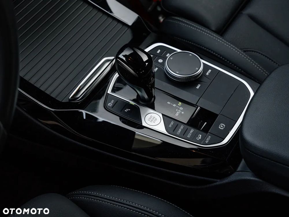 BMW X3 xDrive20d - 14