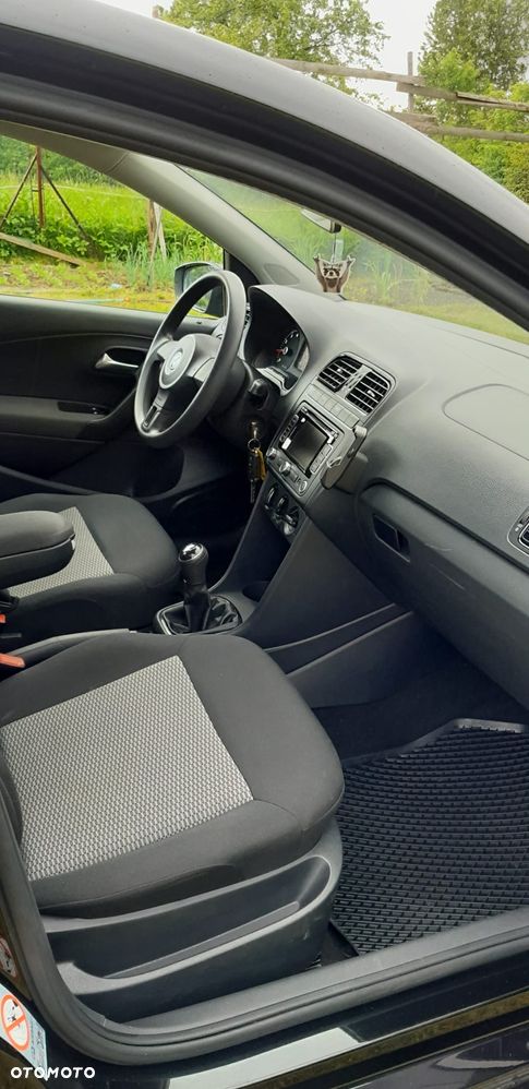 Volkswagen Polo - 13