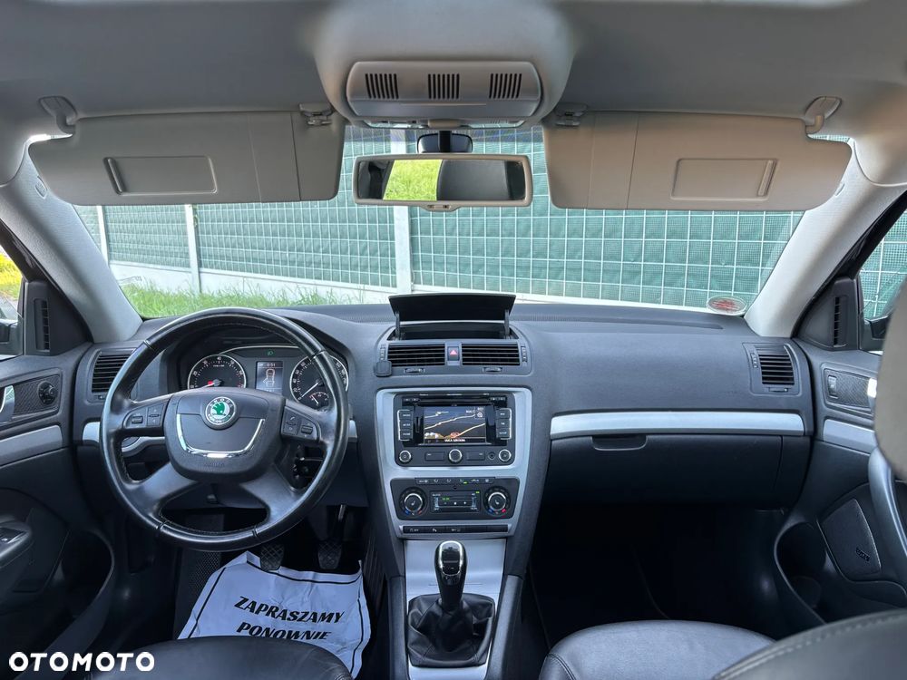 Skoda Octavia Combi 1.4 TSI IMPULS EDITION - 23