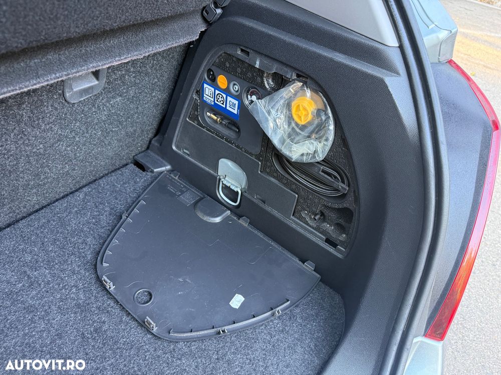 Opel Corsa 1.3 CDTI Enjoy - 21