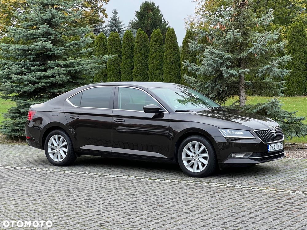 Skoda Superb 1.6 TDI Style DSG - 3