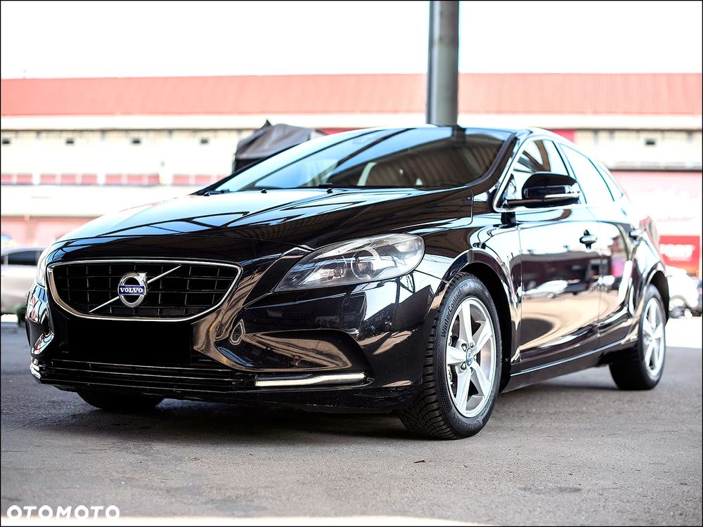 Volvo V40 D2 Summum - 4