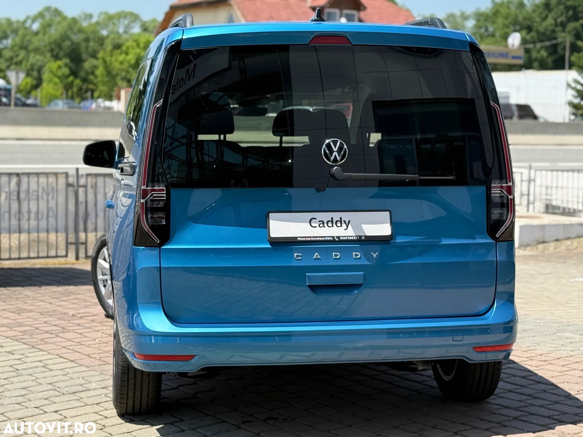 Volkswagen Caddy - 10