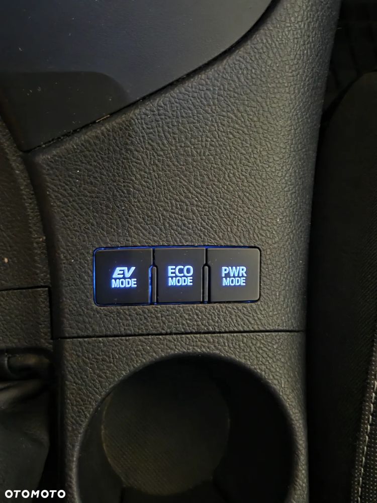 Toyota Auris Hybrid 135 Comfort - 19