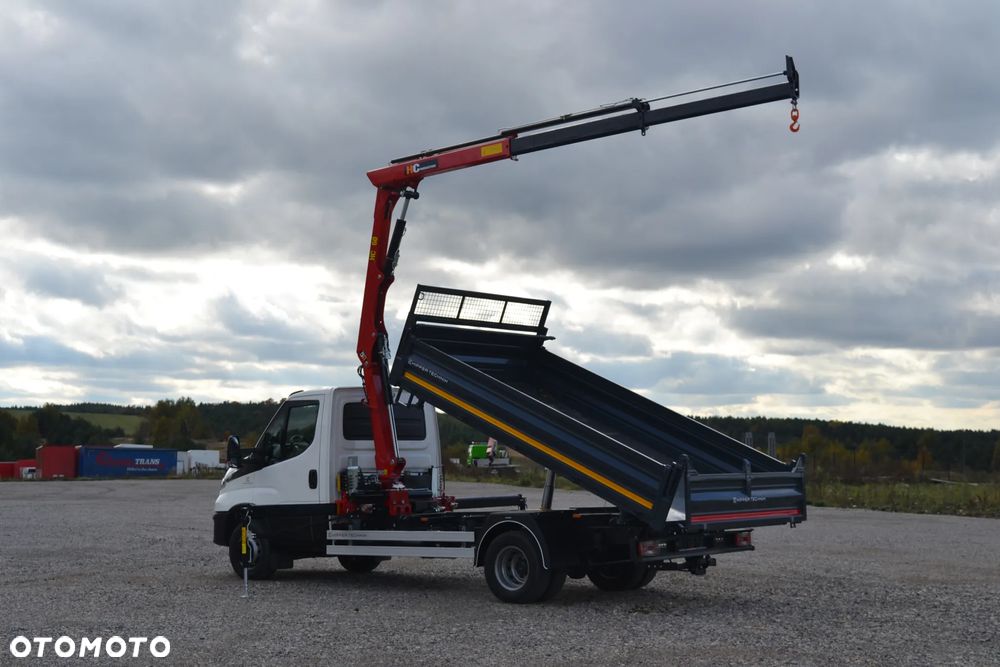 Iveco Daily 50C15 50C18 Nowy żuraw HDS HYVA HA 33 udźwig 2285 kg3-stronny wywrot Kiper Wywrotka Fassi M40 - 7