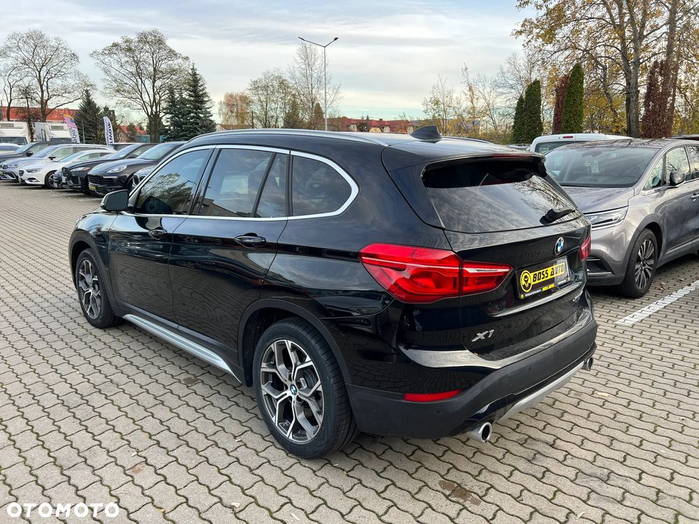 BMW X1 xDrive25i GPF Advantage - 7