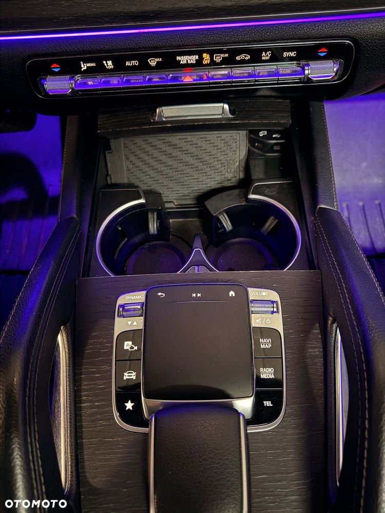 Mercedes-Benz GLE - 27