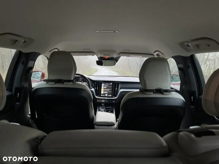 Volvo V60 T5 Geartronic Momentum - 8