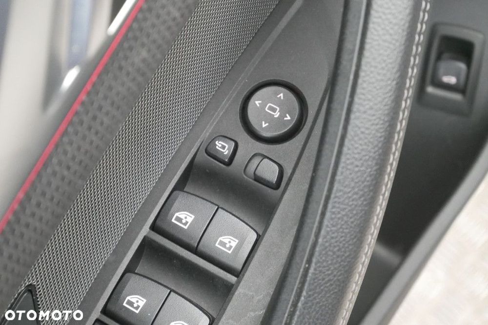 BMW Seria 4 - 32