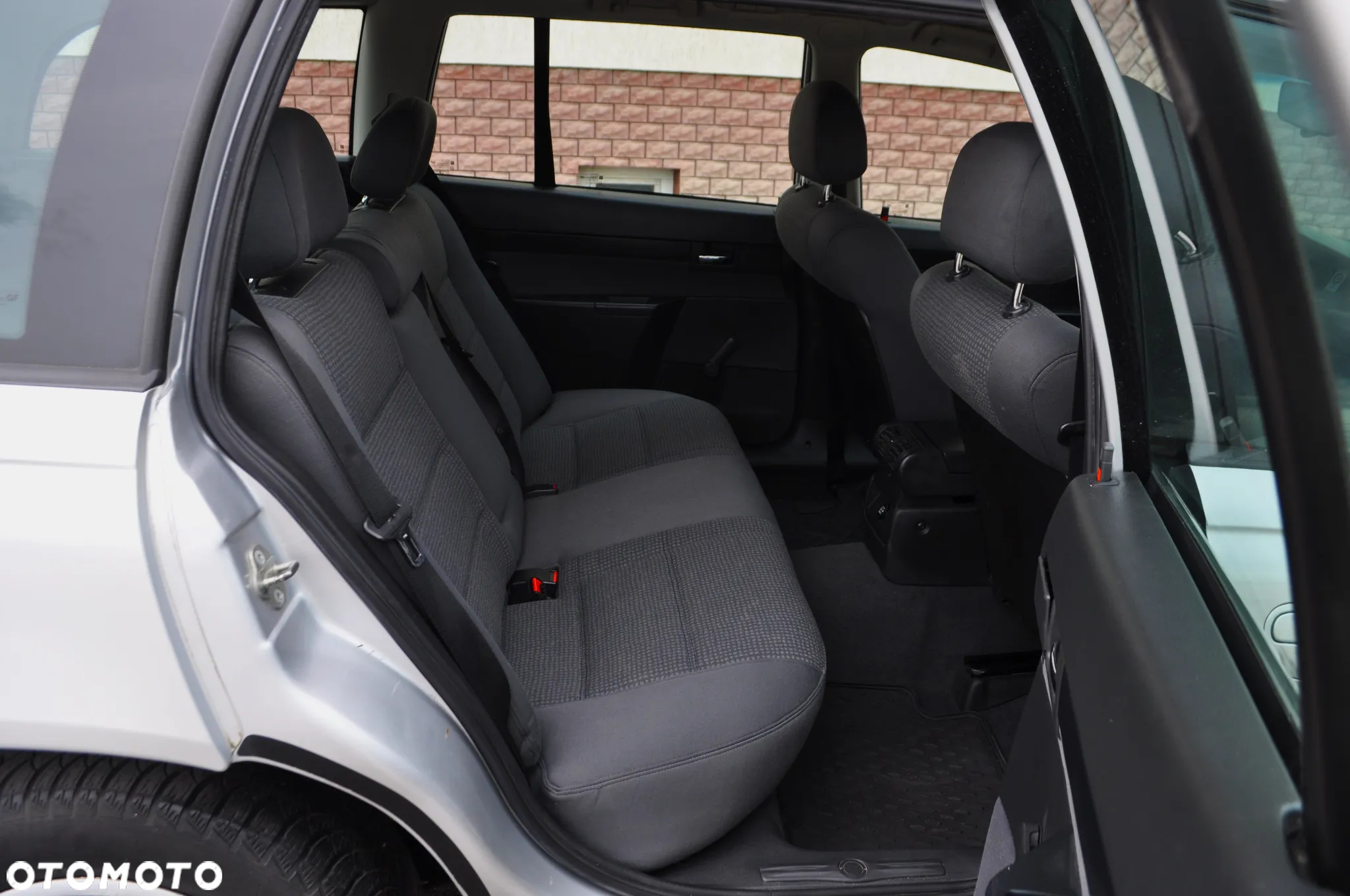 Opel Omega 2.2 Elegance - 24
