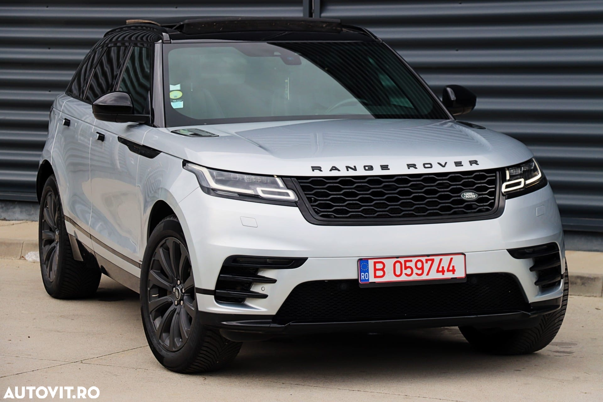 Land Rover Range Rover Velar 2.0 R-Dynamic HSE - 14