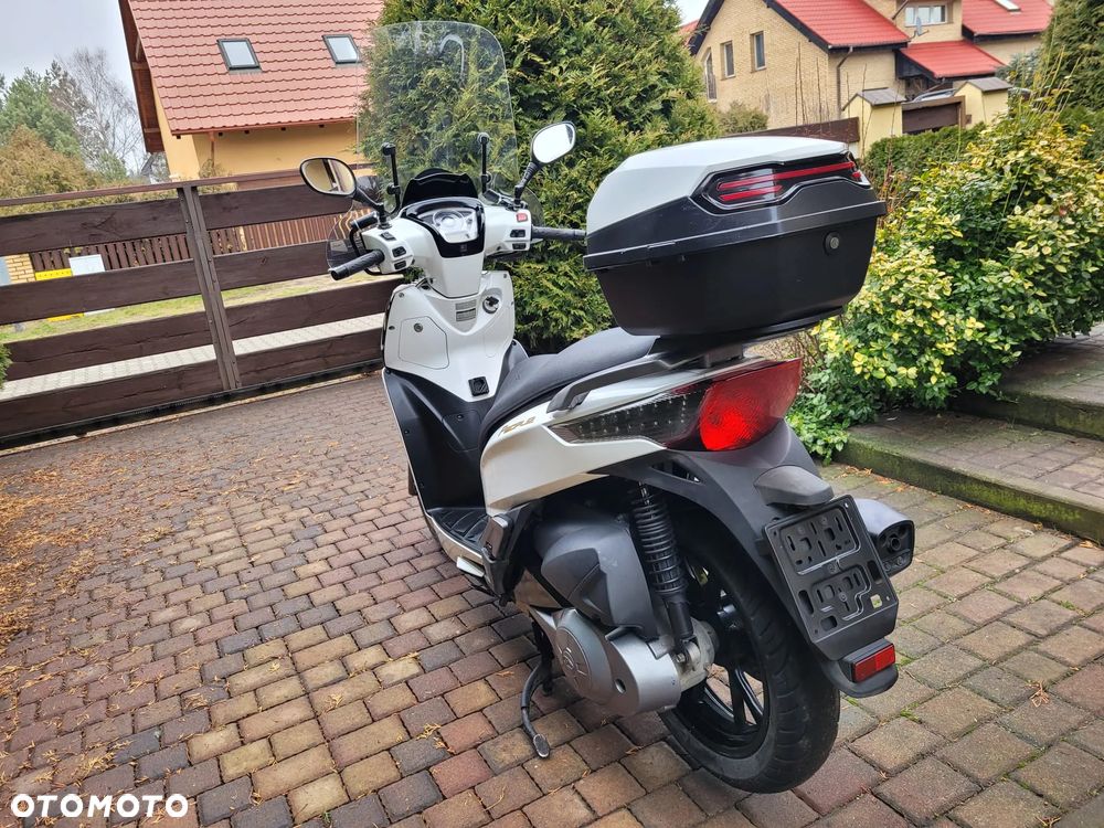 Kymco People - 16