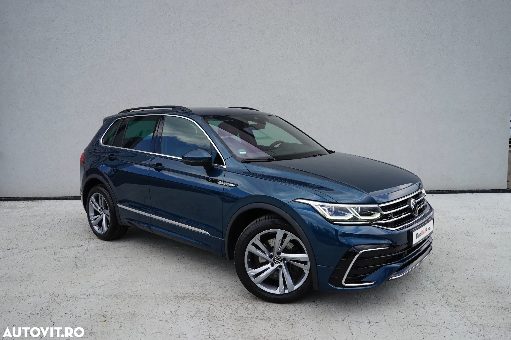 Volkswagen Tiguan 2.0 TDI SCR 4MOTION DSG R-Line - 8