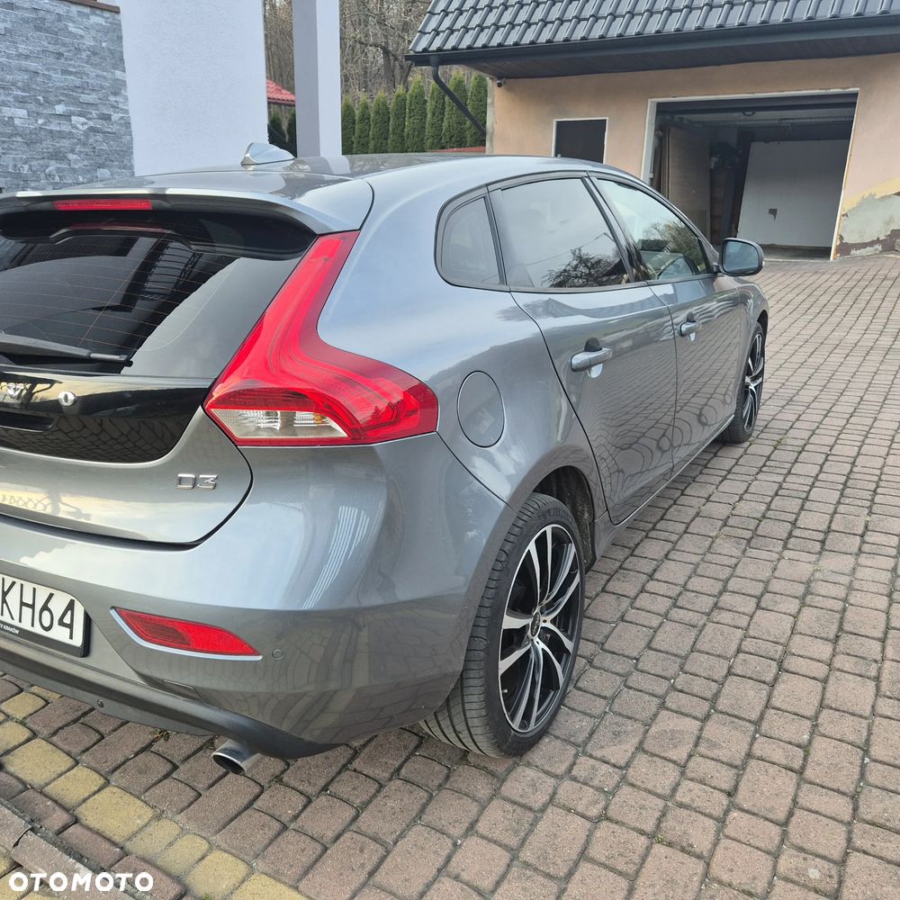 Volvo V40 - 8
