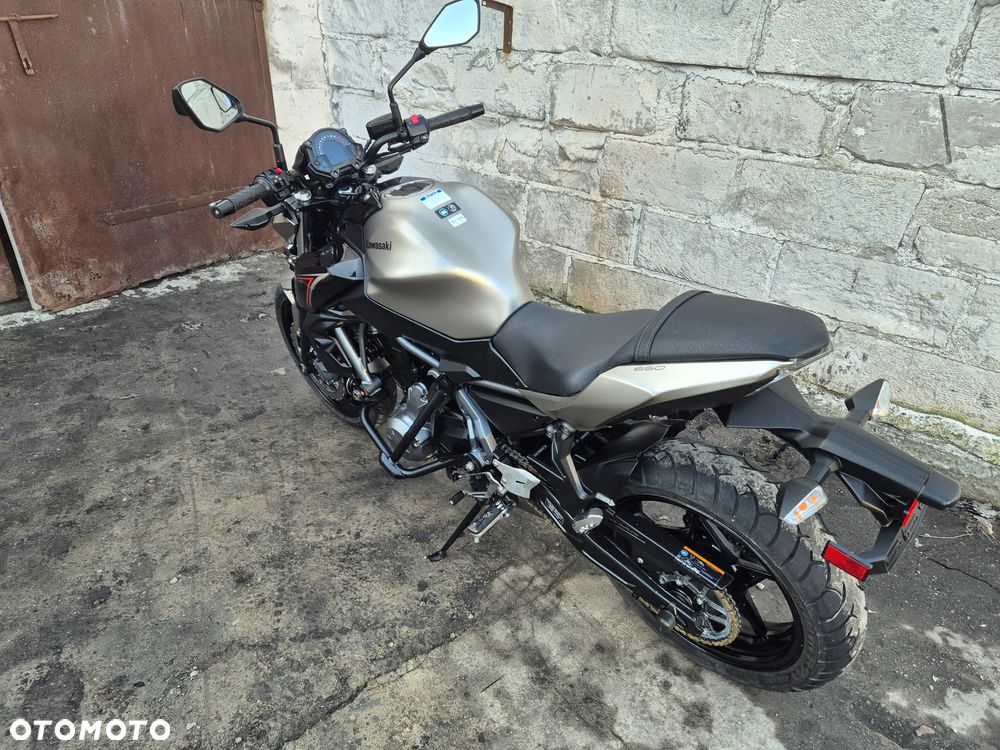 Kawasaki Z 650 - 4