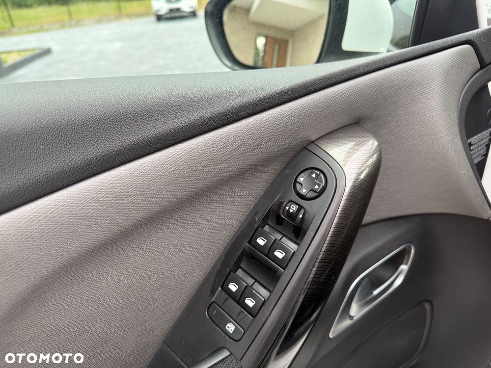 Citroën C4 Grand Picasso BlueHDi 120 EAT6 Exclusive - 18