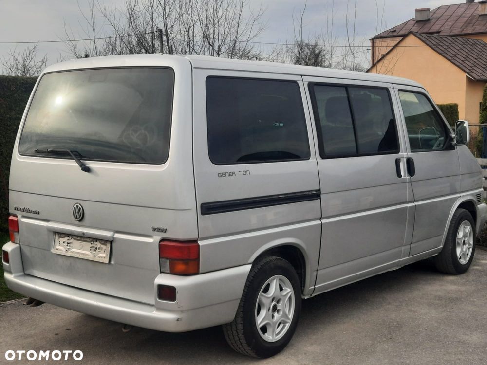 Volkswagen Multivan Standard - 13