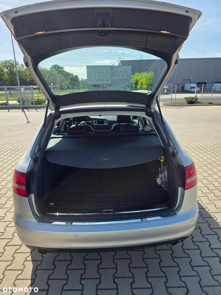 Audi A6 Avant - 16