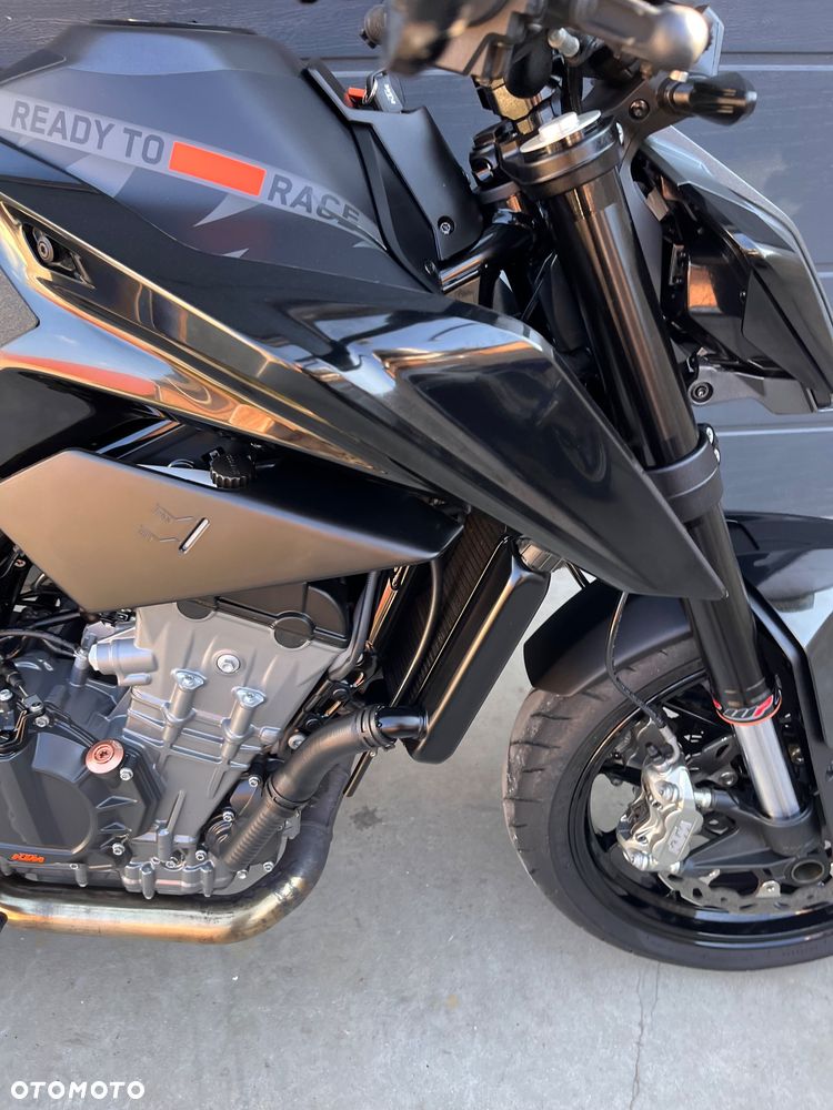 KTM Duke 790 - 13