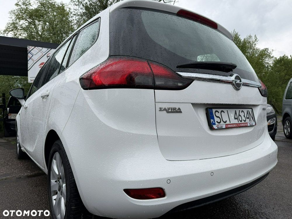 Opel Zafira - 10