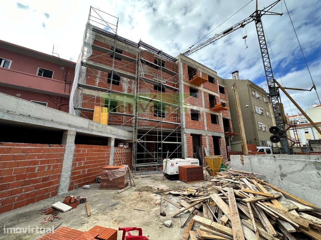 T2 Exclusivo nas Olaias, Lisboa. Com Parqueamento e Arrecadação