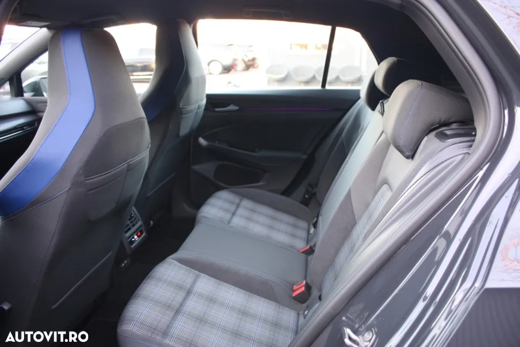 Volkswagen Golf 1.4 eHybrid Style - 7