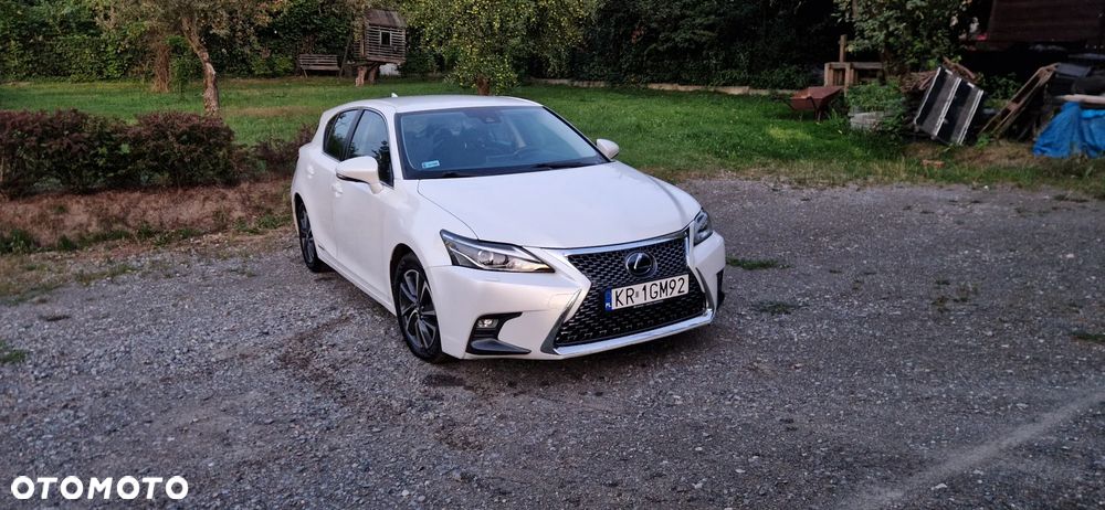 Lexus CT 200h Elegance EU6 - 1