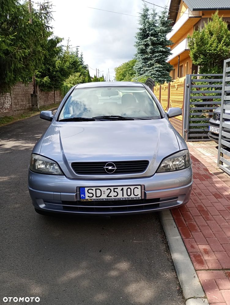 Opel Astra - 2