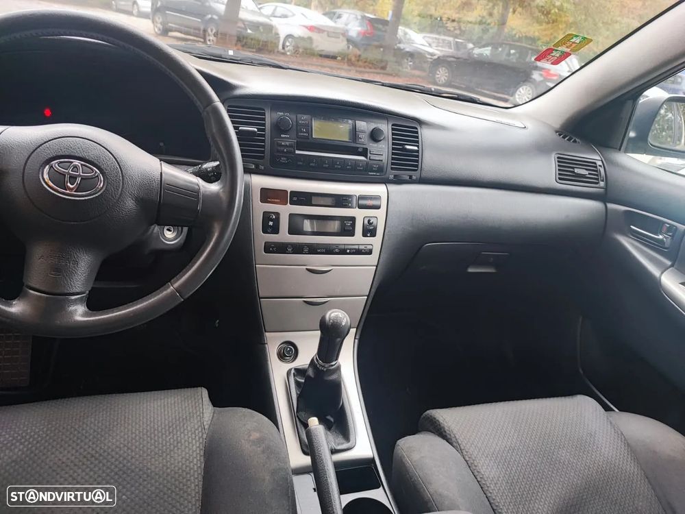 Toyota Corolla 2.0 D4D - 8