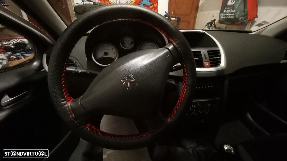 Peugeot 207 SW 1.4 Trendy - 8