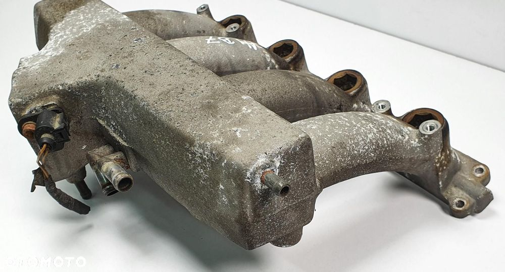 KOLEKTOR SSĄCY AUDI A4 B7 1.8 T 06B133223AC - 3