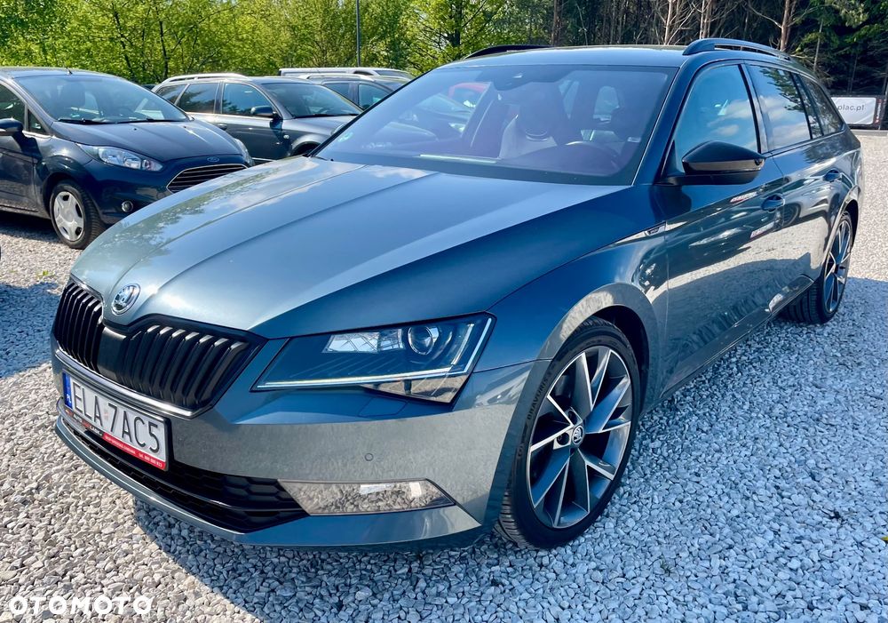 Skoda Superb 2.0 TDI DSG Sportline - 10