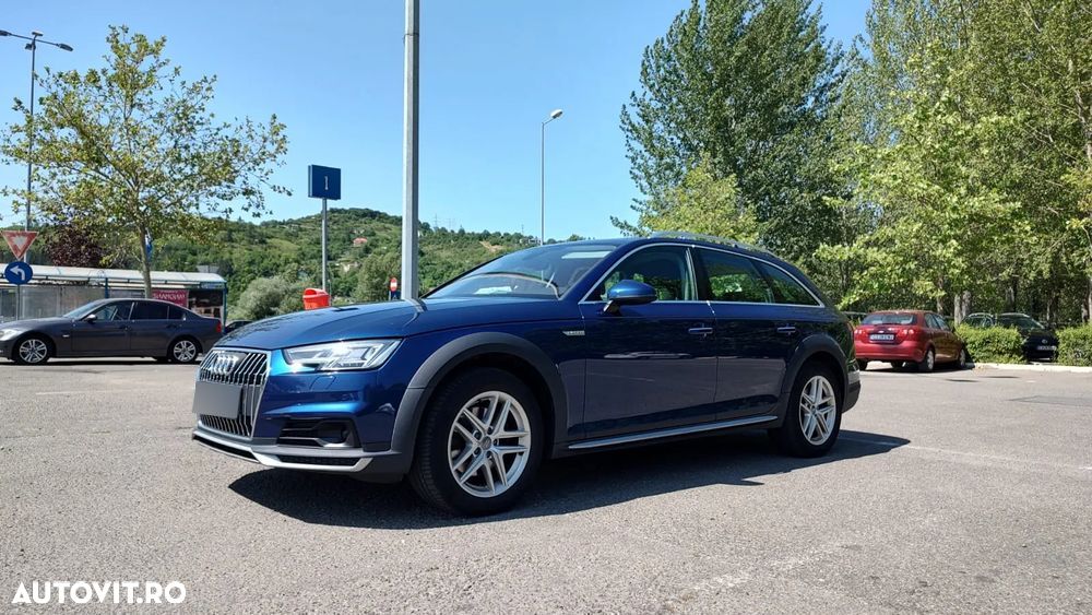 Audi A4 - 1
