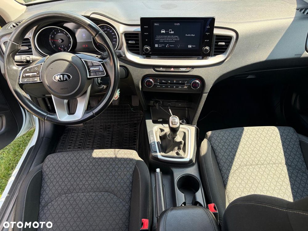 Kia Ceed 1.0 T-GDI M - 9