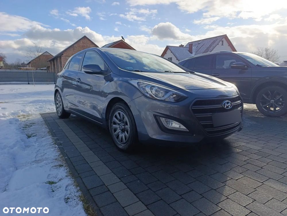 Hyundai i30 1.6 CRDi BlueDrive Go - 4