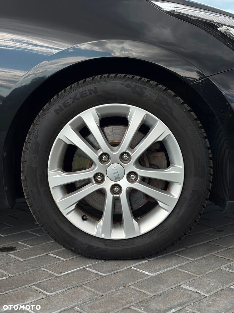 Kia Ceed 1.6 CRDi 128 ISG Edition 7 - 14