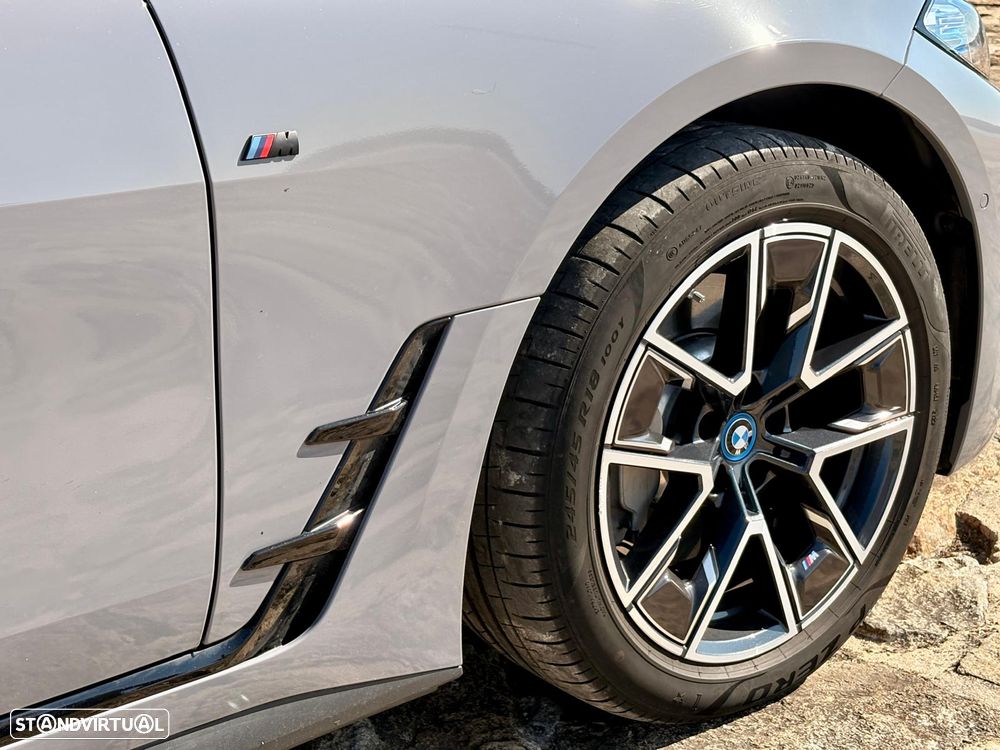 BMW i4 eDrive40 Pack Desportivo M - 13