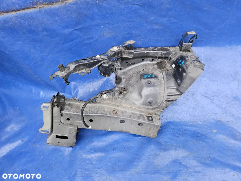 TOYOTA PRIUS III 09-15 ĆWIARTKA PRAWA PODŁUŻNICA OKULAR 8V1 - 1