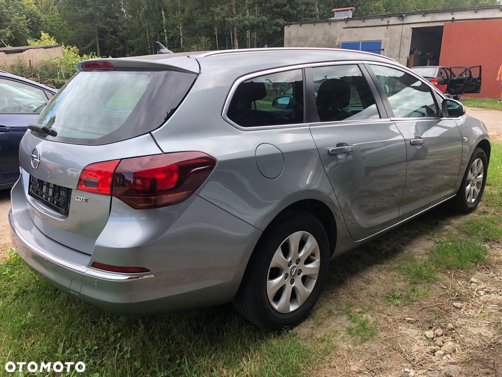 Opel Astra 1.6 D (CDTI) Start/Stop Business - 19