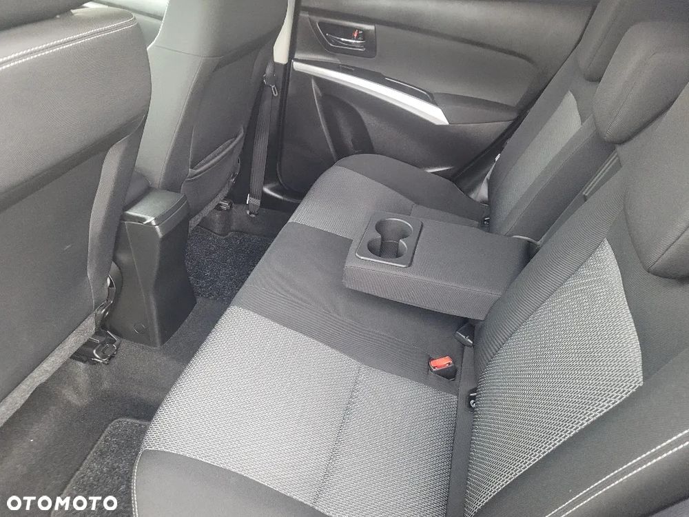 Suzuki SX4 S-Cross 1.6 VVT CVT 4x2 Comfort - 18