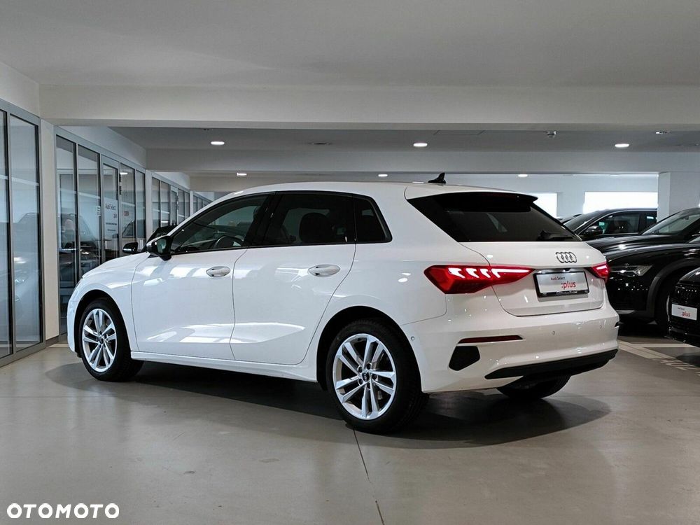 Audi A3 Sportback - 6