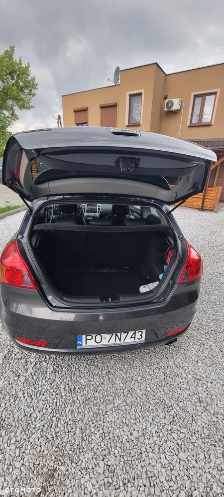 Kia ProCeed - 7