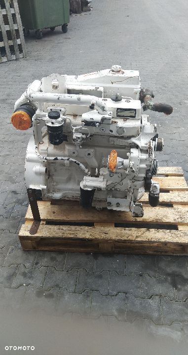 SILNIK SPALINOWY John Deere 4045 4045TFM75 4.5L 2861F PE4045T821195 MARINE  [ENG 3231] - 3