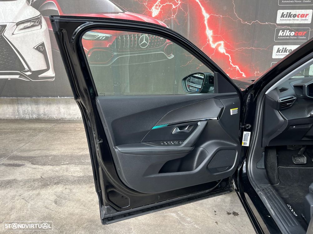 Peugeot 2008 BlueHDi 130 EAT8 Allure Pack - 12